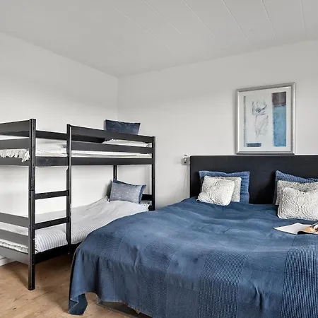 Awesome In Harboore With Sauna 펜션